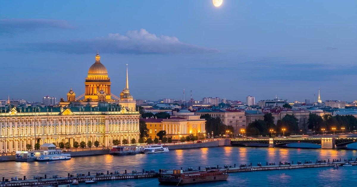 «Тайны ночного Петербурга» с ночной Петропавловской крепостью и просмотром развода мостов с «Невской панорамы»