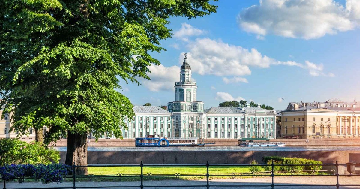 Обзорная экскурсия по Петербургу с посещением Кунсткамеры