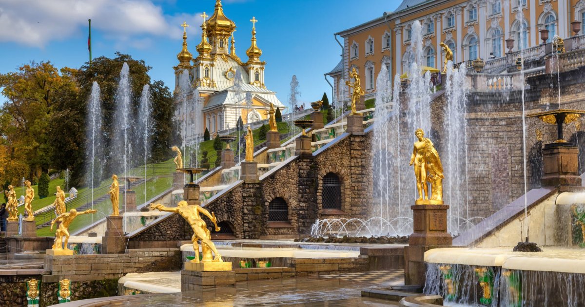 Индивидуальная экскурсия в Петергоф. Дворец и Нижний парк