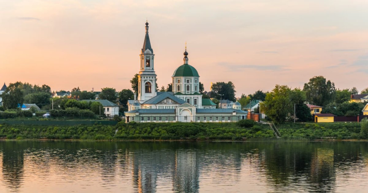 Золотое кольцо из Санкт-Петербурга