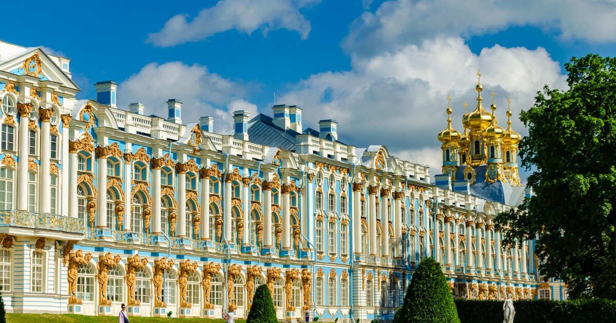 Пушкин с посещением Екатерининского дворца, Янтарной комнаты и парка