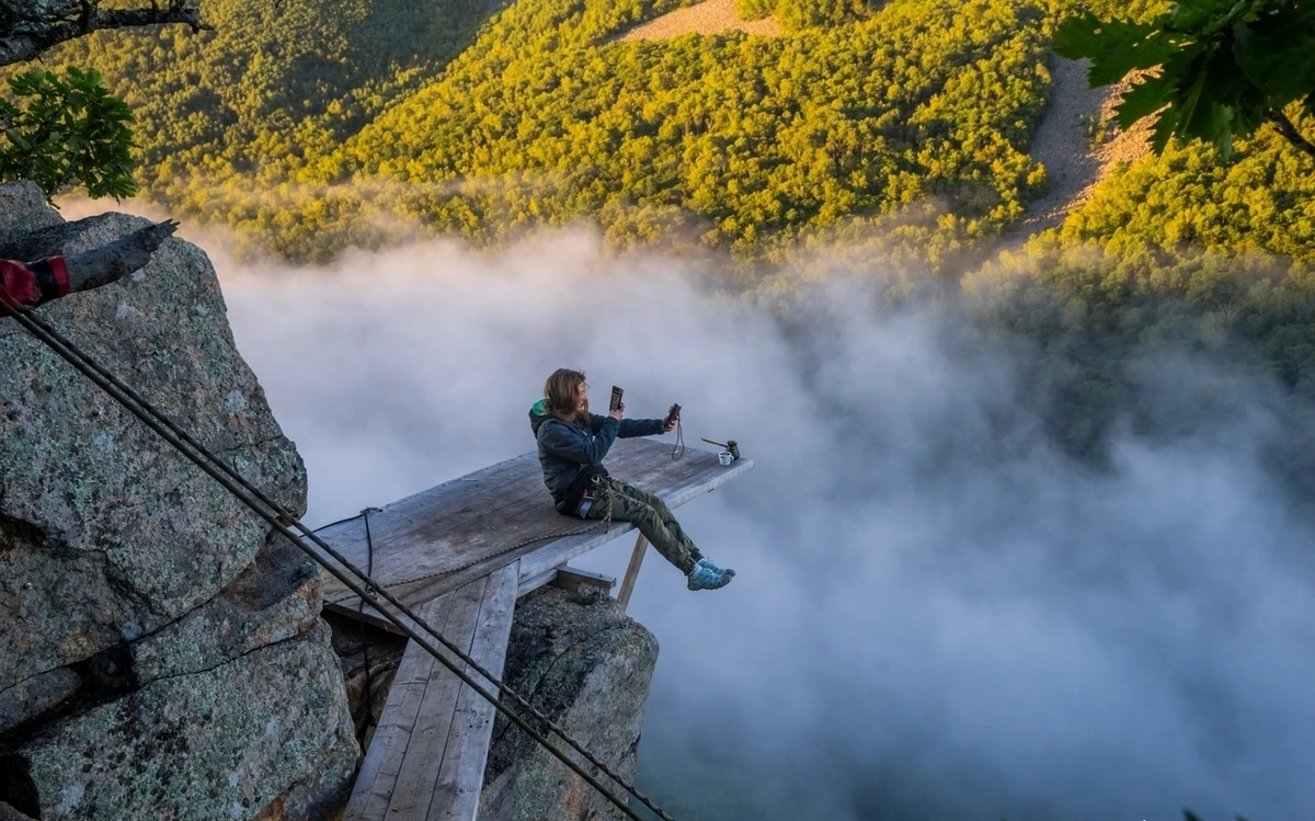 Хайкинг в ущелье Дарданеллы с фотографом