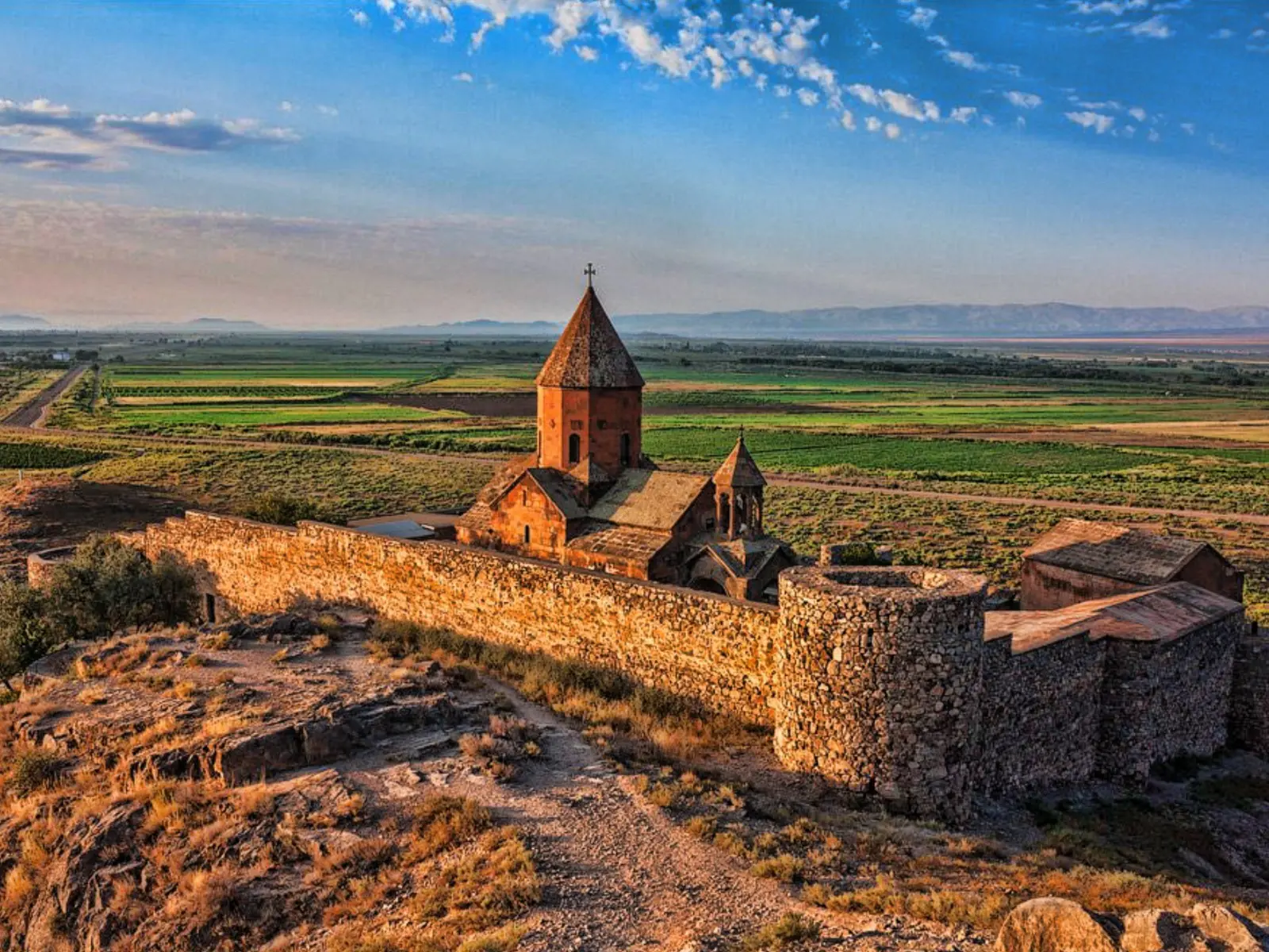 Хор Вирап и Нораванк из Еревана